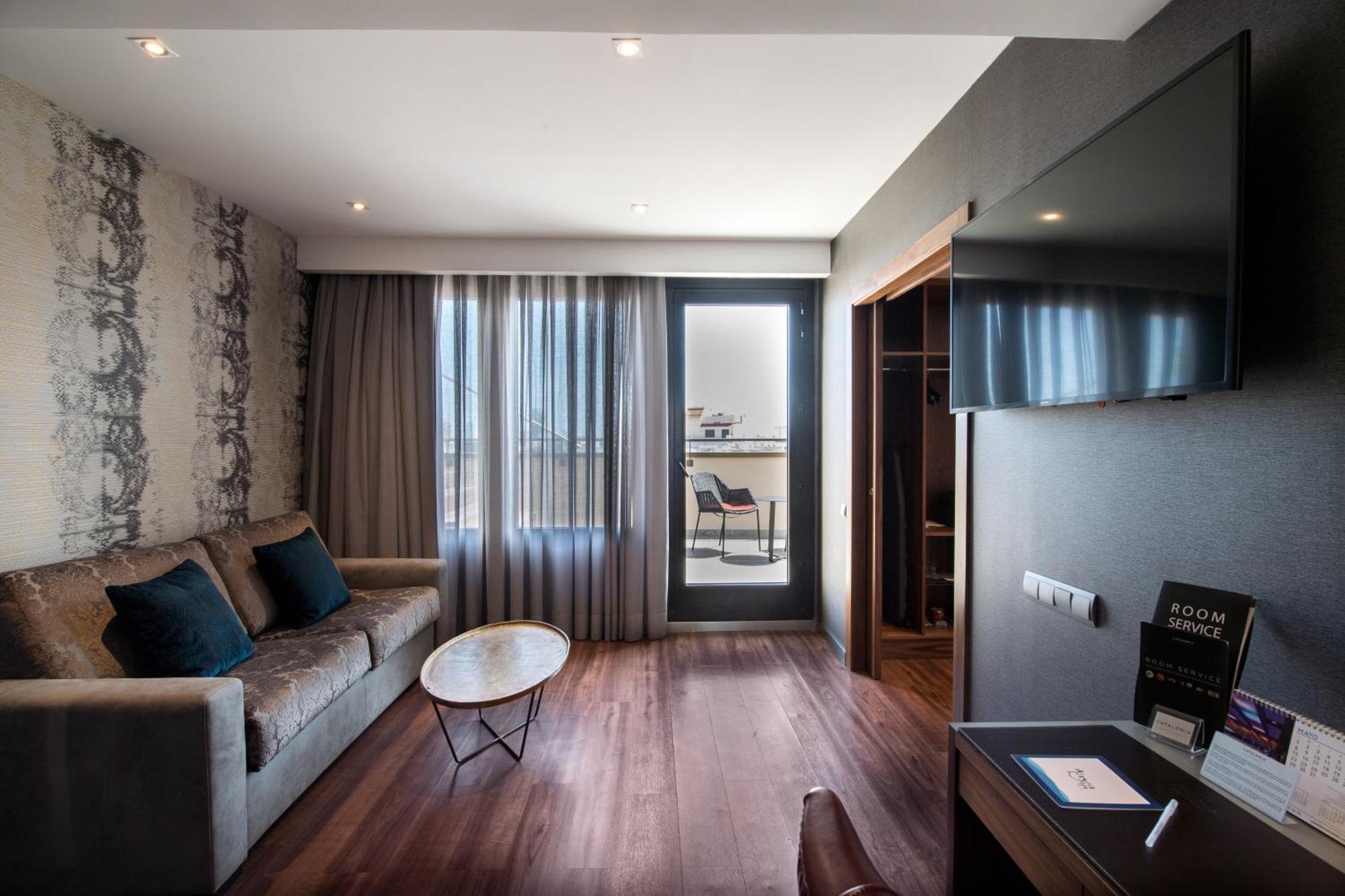Junior Suite Private Pool & Spa Access,402585897:JPEG